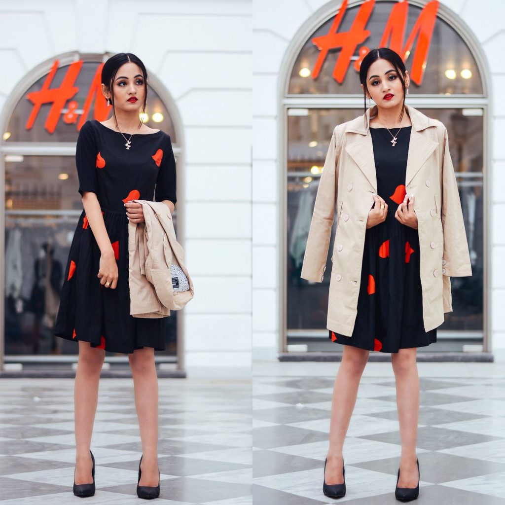 Pinko leather skirt. Style. The collant mini jupe. Date look. Элегантная девушка.