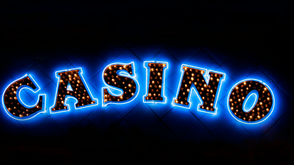 Loading...