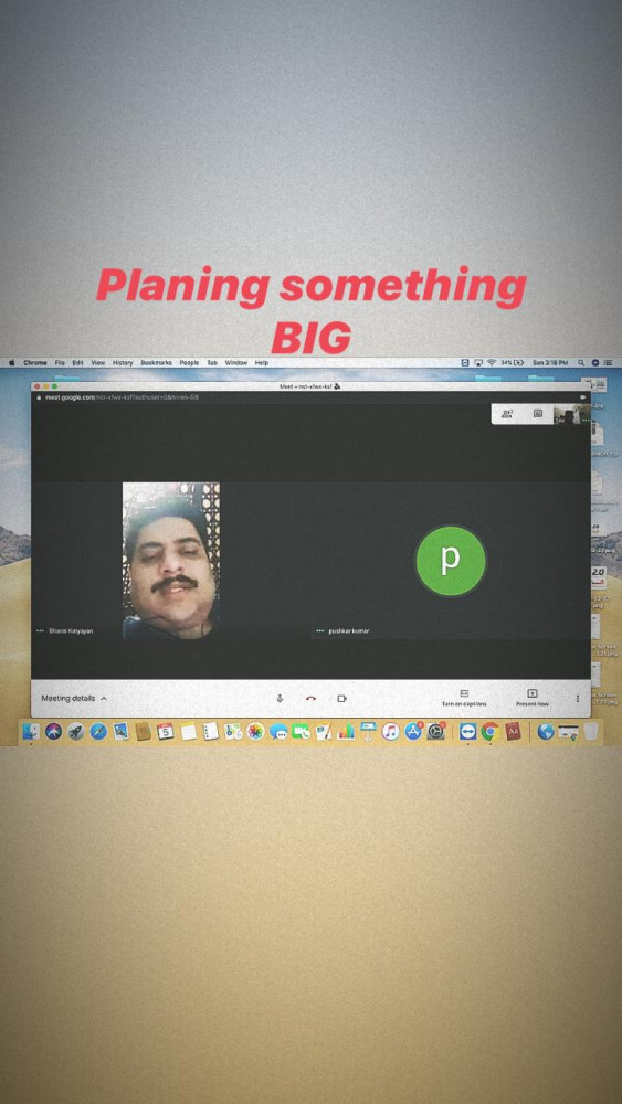 Loading...