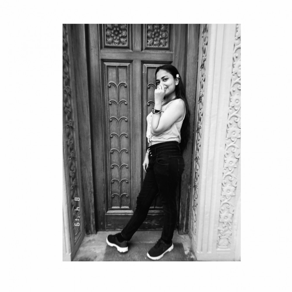 Loading...